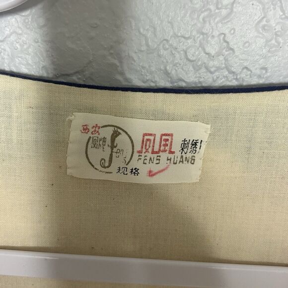 Handmade China Quilted Red Vest Cat Rabbit Spider Frog Patchwork Pockets Fastens - Picture 3 of 16